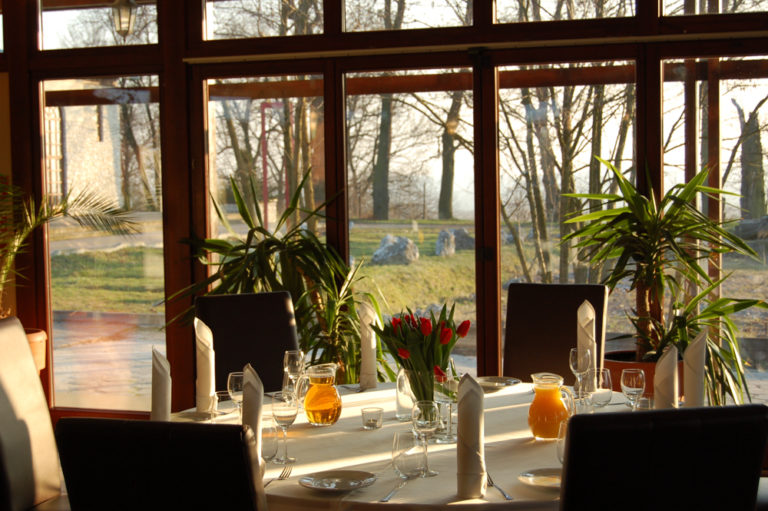 Dwór w Tomaszowicach na Nocowanie na Jurze 1 768x511