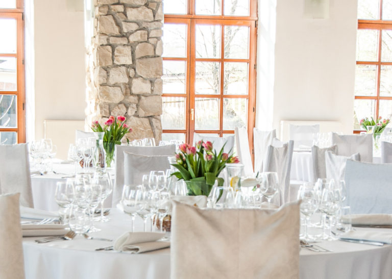 Dwór w Tomaszowicach na Nocowanie na Jurze 2 768x547