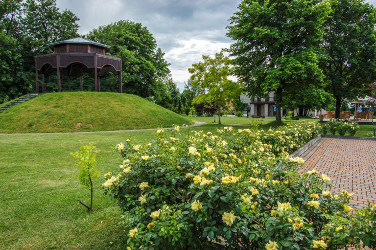 Dwór w Tomaszowicach na Nocowanie na Jurze 6 768x511