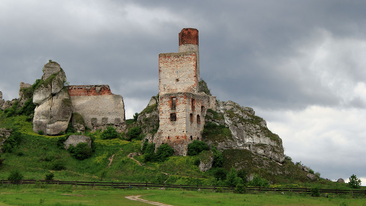 Zamek w Olsztynie –  Przekleństwo Maćka Borkowica