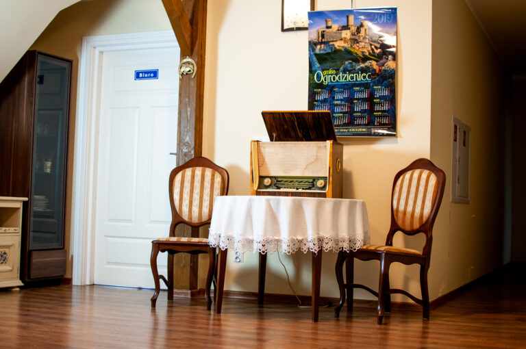 gosciniec w ratuszu na nocowanie na jurze.pl 3 768x510
