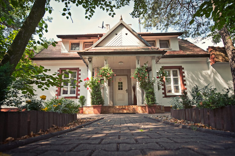 maly dworek na nocowanie na jurze.pl 3 768x511