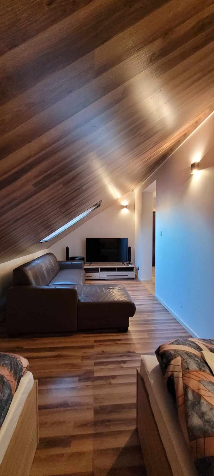 Noclegi w Dawnej Lazni Centrum Zarki 12